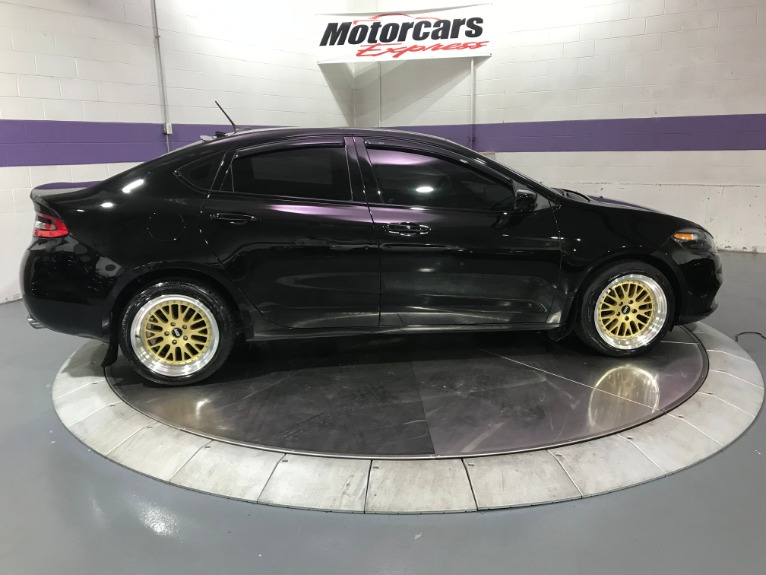 Used-2014-Dodge-Dart-SXT
