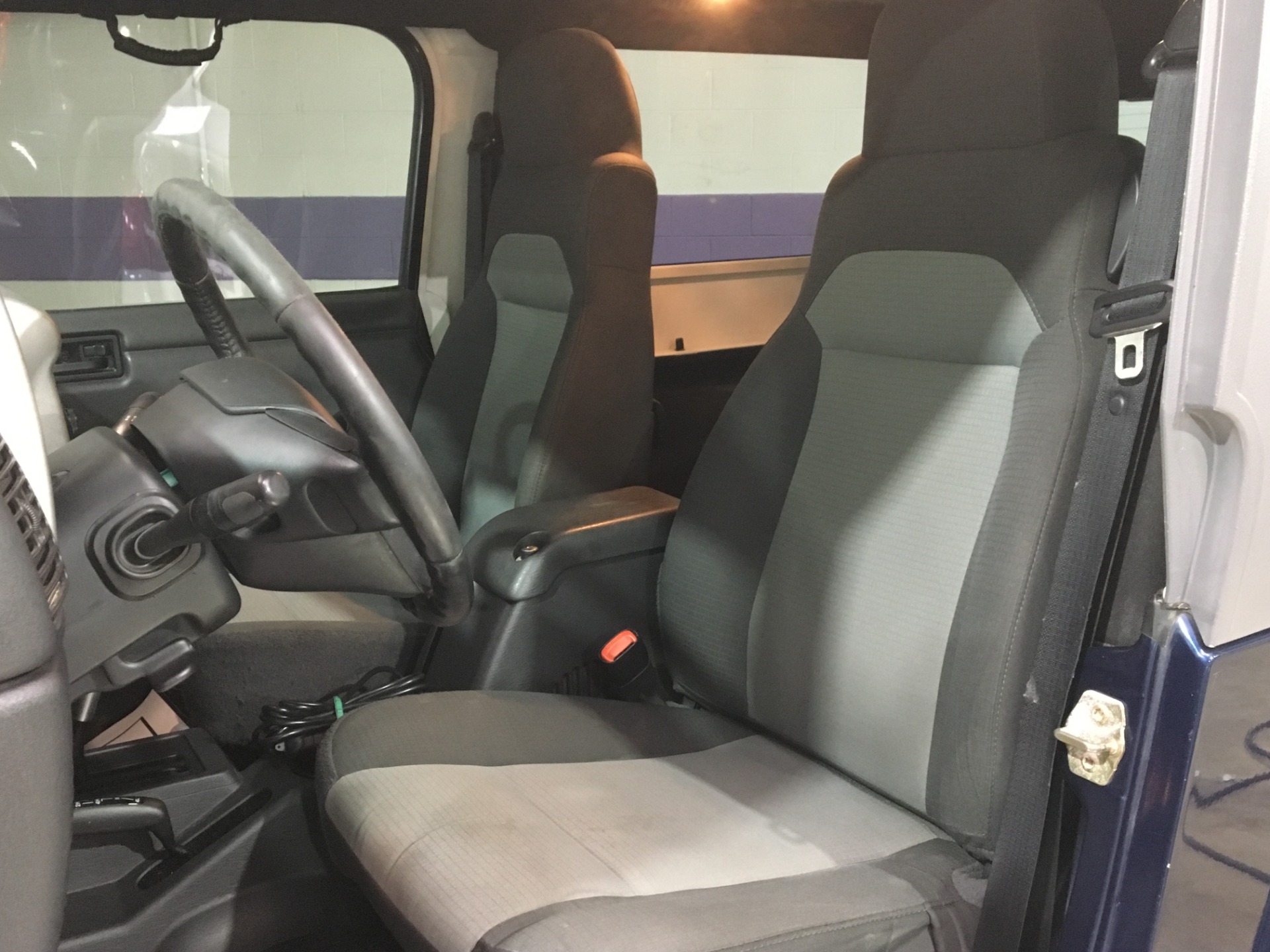 2005 Jeep Wrangler Interior Rear