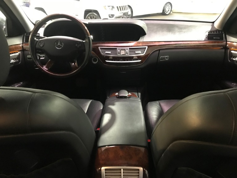 Used-2007-Mercedes-Benz-S-Class-S-550