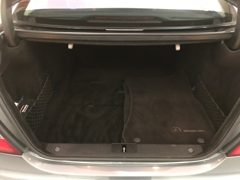 Used-2007-Mercedes-Benz-S-Class-S-550