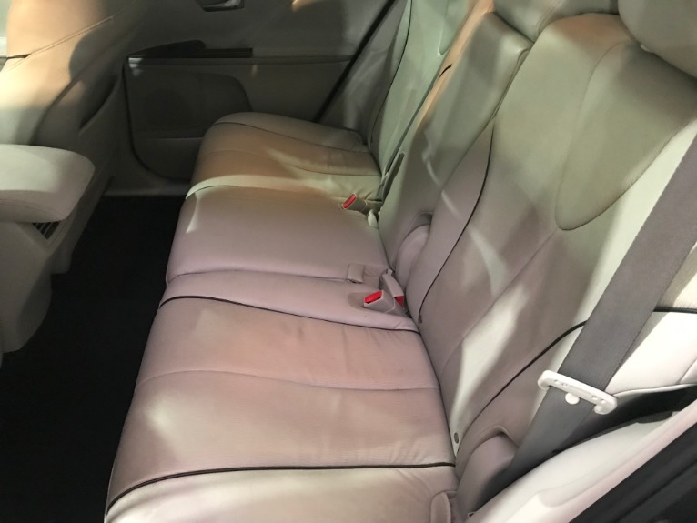 Used-2010-Toyota-Venza-AWD-V6