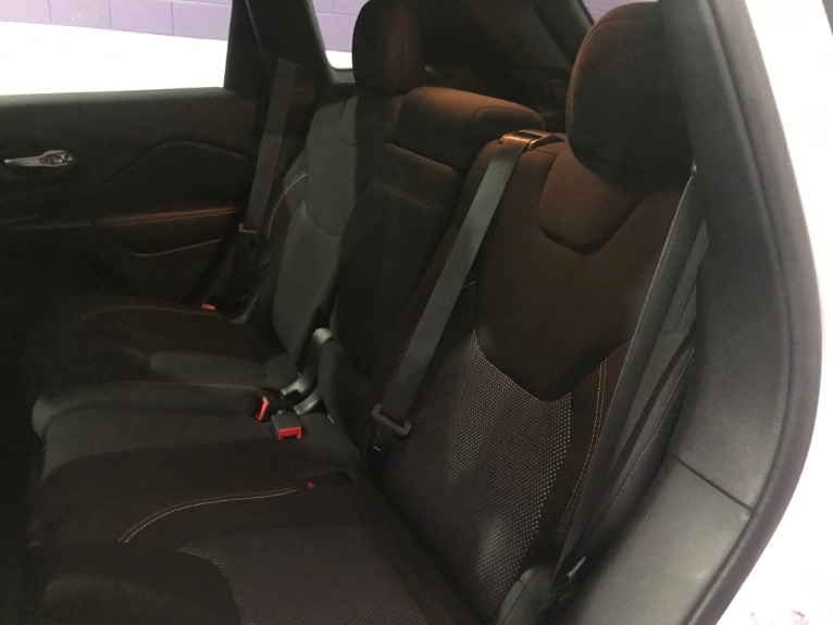Used-2016-Jeep-Cherokee-Latitude-75th-Anniversary