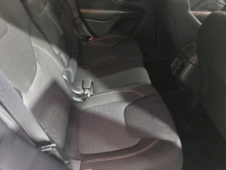 Used-2016-Jeep-Cherokee-Latitude-75th-Anniversary