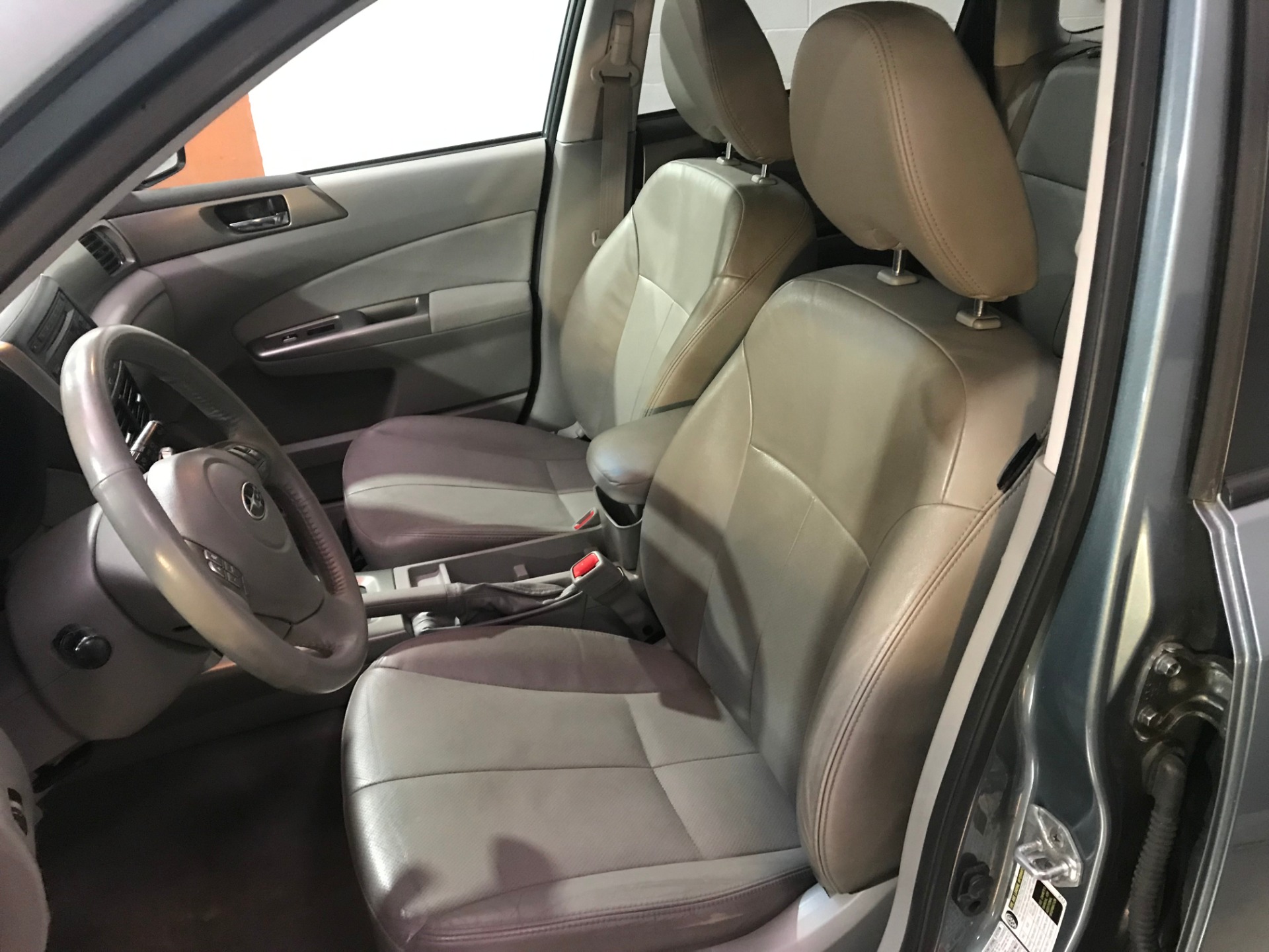 Used-2009-Subaru-Forester-25-X-Limited-AWD