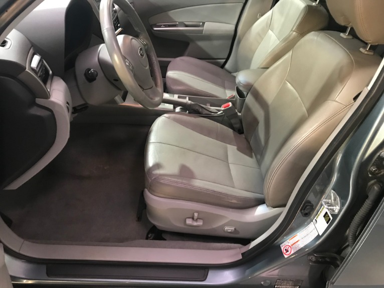Used-2009-Subaru-Forester-25-X-Limited-AWD