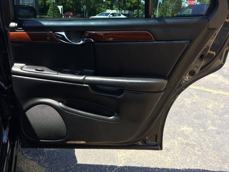 Used-2001-Cadillac-DeVille-DTS-4dr-Sedan