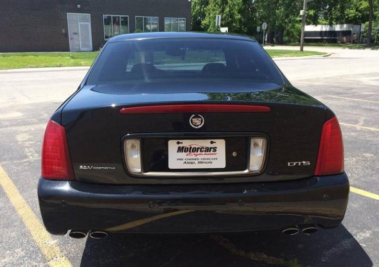 Used-2001-Cadillac-DeVille-DTS-4dr-Sedan