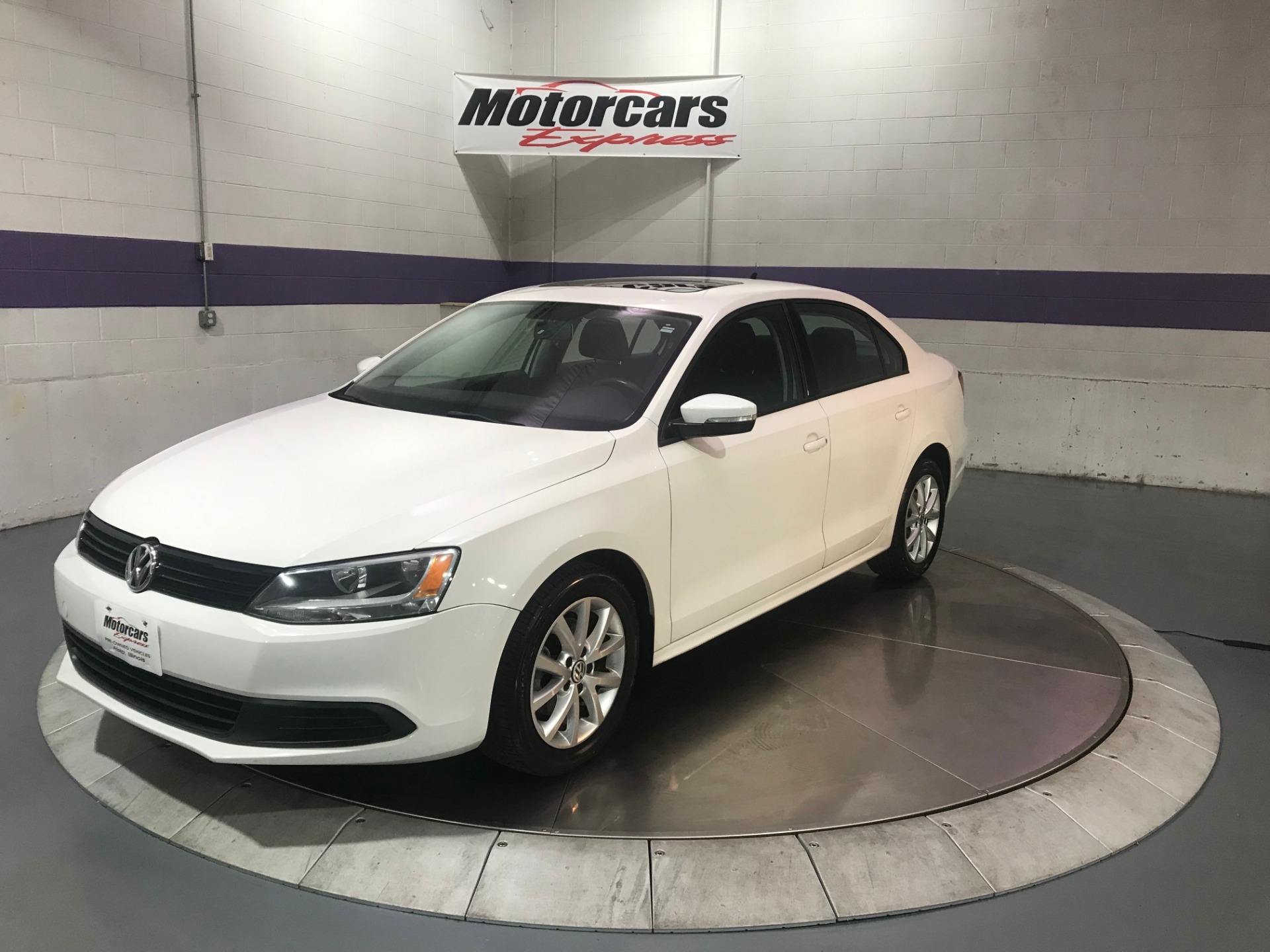Used-2012-Volkswagen-Jetta-SE