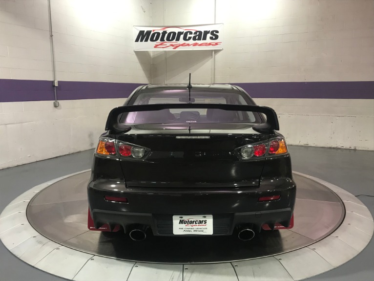 Used-2015-Mitsubishi-Lancer-Evolution-GSR