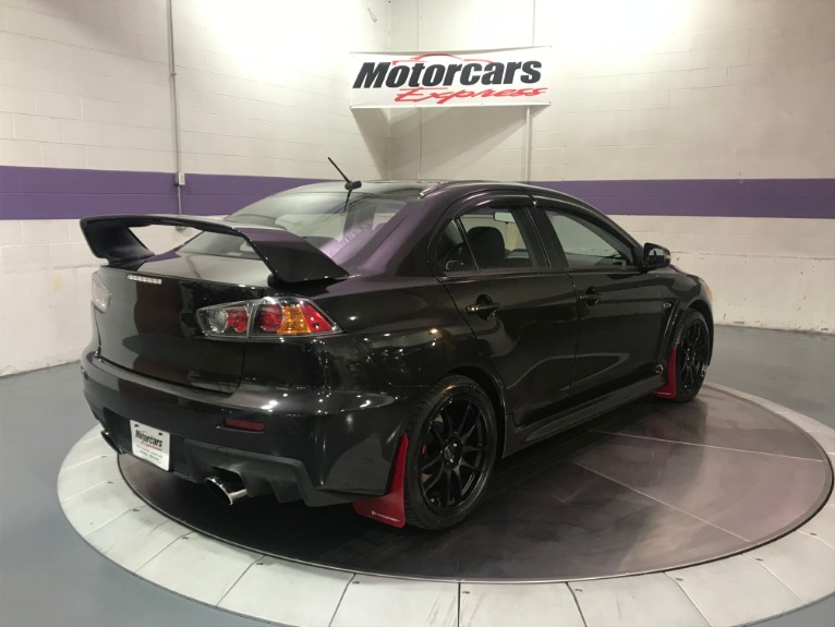 Used-2015-Mitsubishi-Lancer-Evolution-GSR