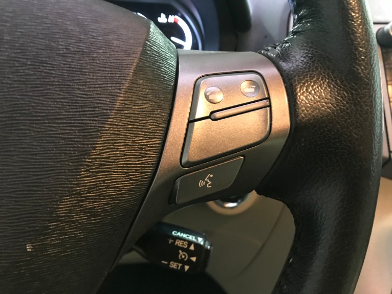Used-2010-Toyota-Venza-AWD-V6
