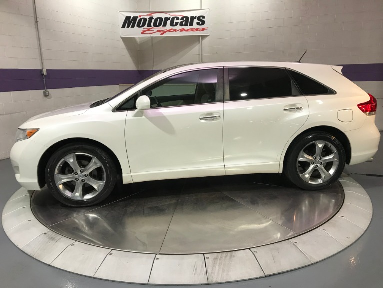 Used-2010-Toyota-Venza-AWD-V6