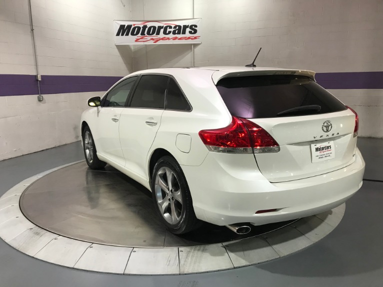 Used-2010-Toyota-Venza-AWD-V6