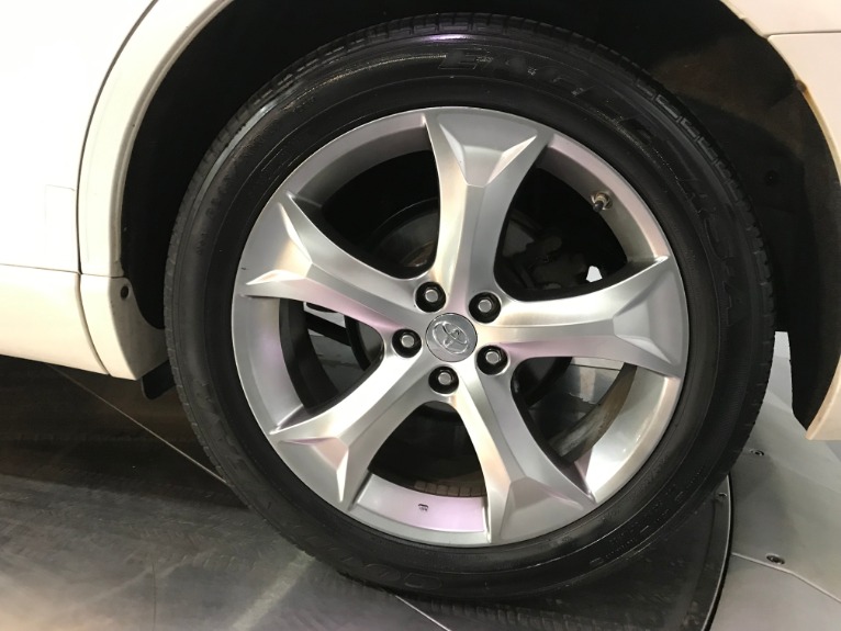 Used-2010-Toyota-Venza-AWD-V6