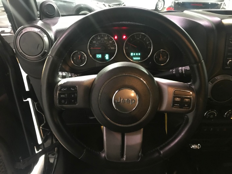 Used-2013-Jeep-Wrangler-Unlimited-Moab
