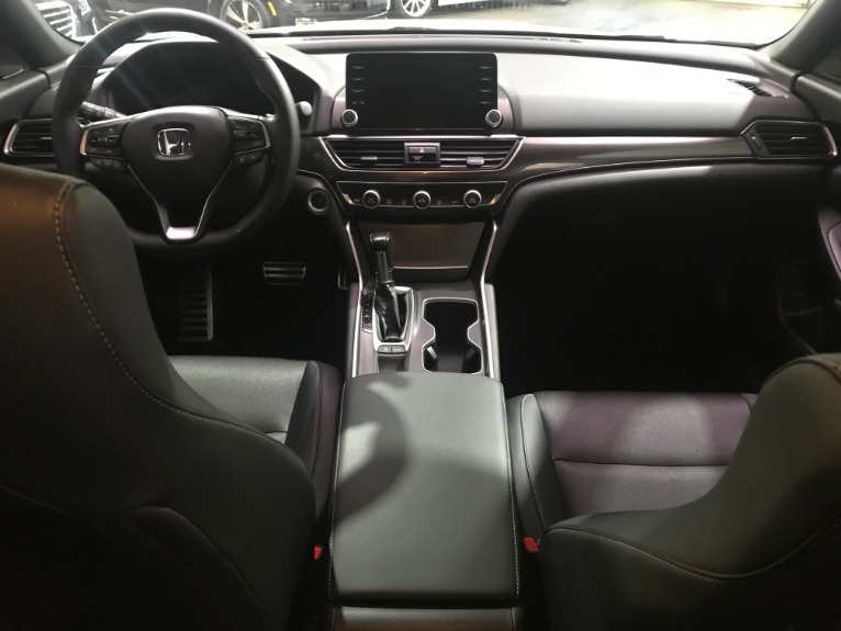 Used-2018-Honda-Accord-Sport