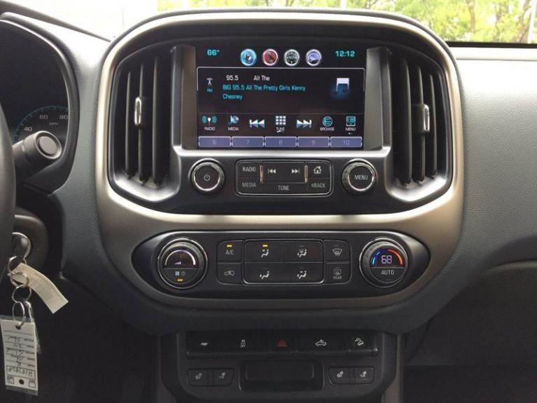 Used-2016-Chevrolet-Colorado-Z71-4x4-4dr-Crew-Cab-5-ft-SB