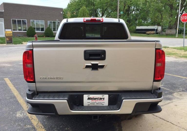 Used-2016-Chevrolet-Colorado-Z71-4x4-4dr-Crew-Cab-5-ft-SB