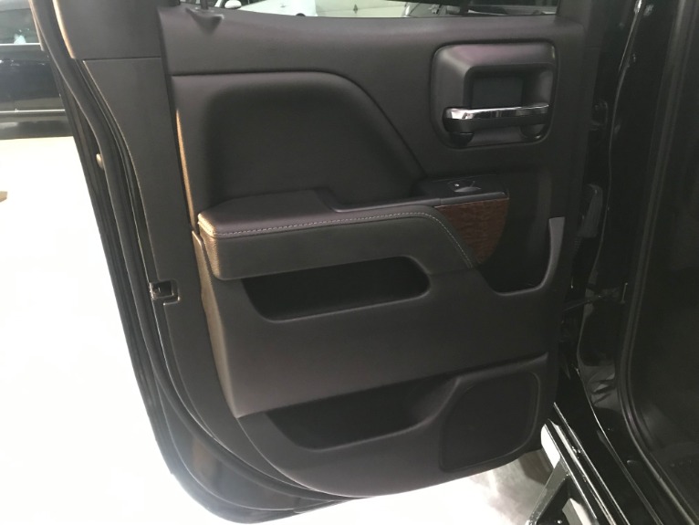 Used-2015-GMC-Sierra-1500-SLE-4X4