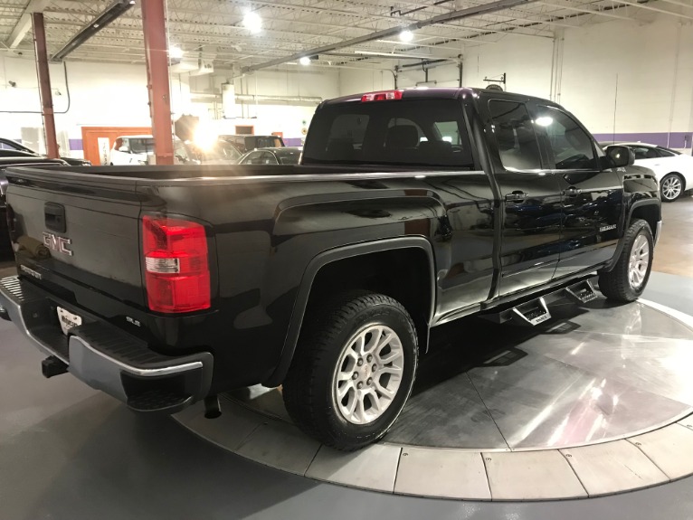 Used-2015-GMC-Sierra-1500-SLE-4X4