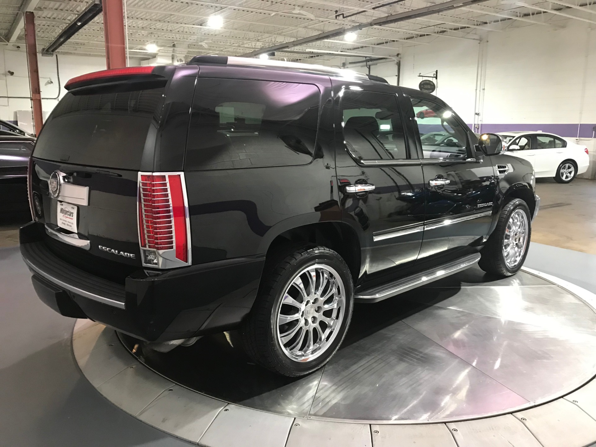 Cadillac escalade 2011 года