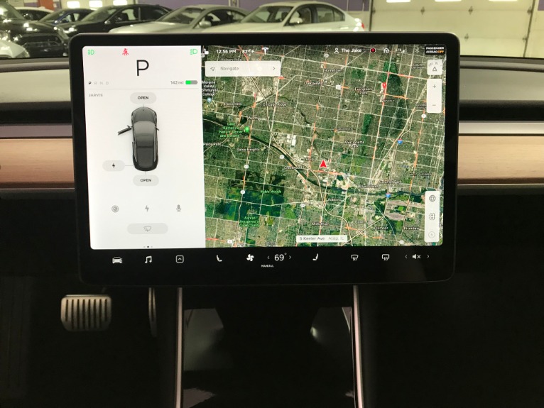 Used-2018-Tesla-Model-3-Long-Range-AWD
