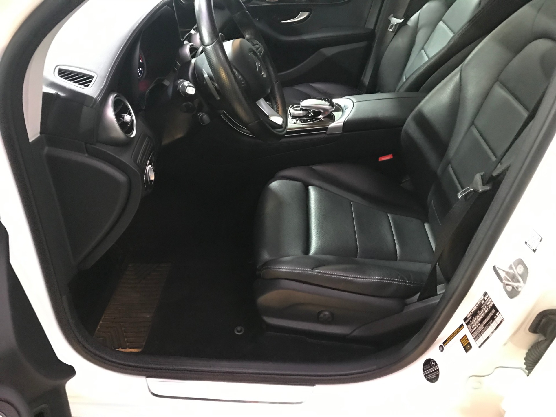 Used-2016-Mercedes-Benz-GLC-GLC-300-4MATIC-AWD