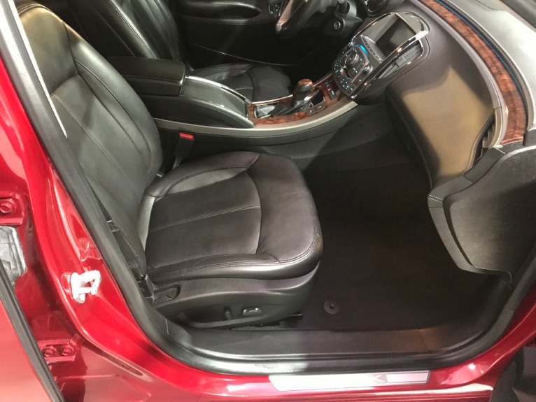 Used-2013-Buick-LaCrosse-Leather