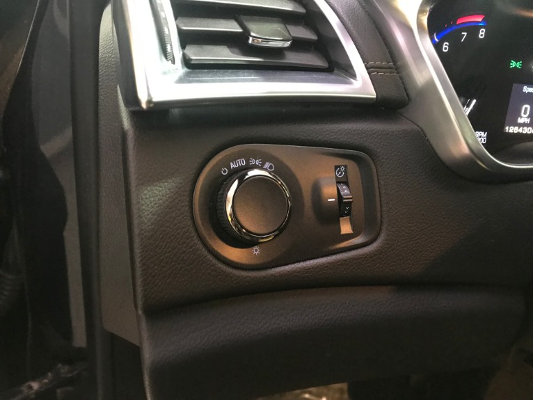 Used-2014-Cadillac-SRX-Luxury-Collection