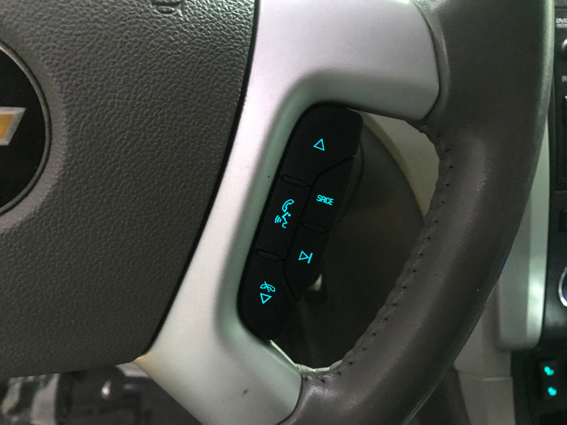 Used-2011-Chevrolet-Traverse-LT-FWD