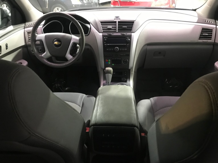 Used-2011-Chevrolet-Traverse-LT-FWD