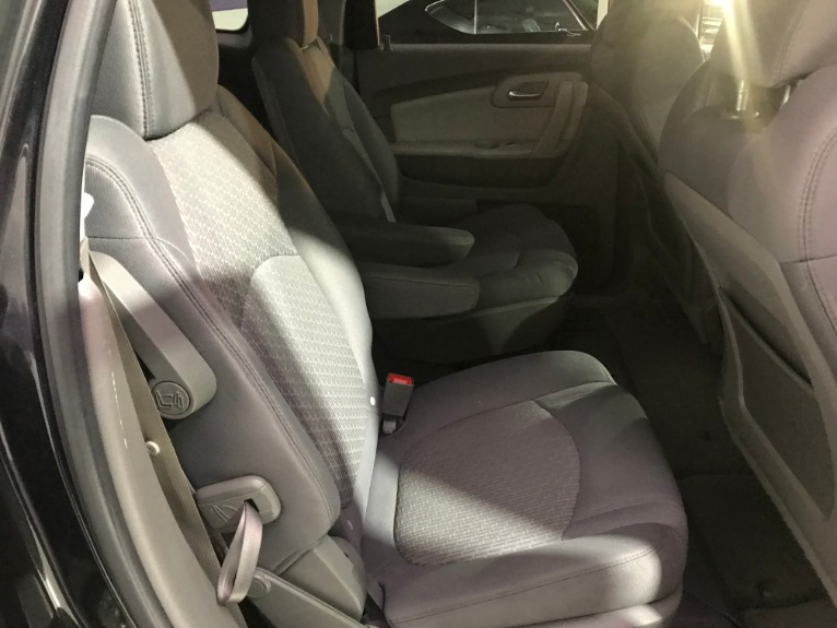 Used-2011-Chevrolet-Traverse-LT-FWD