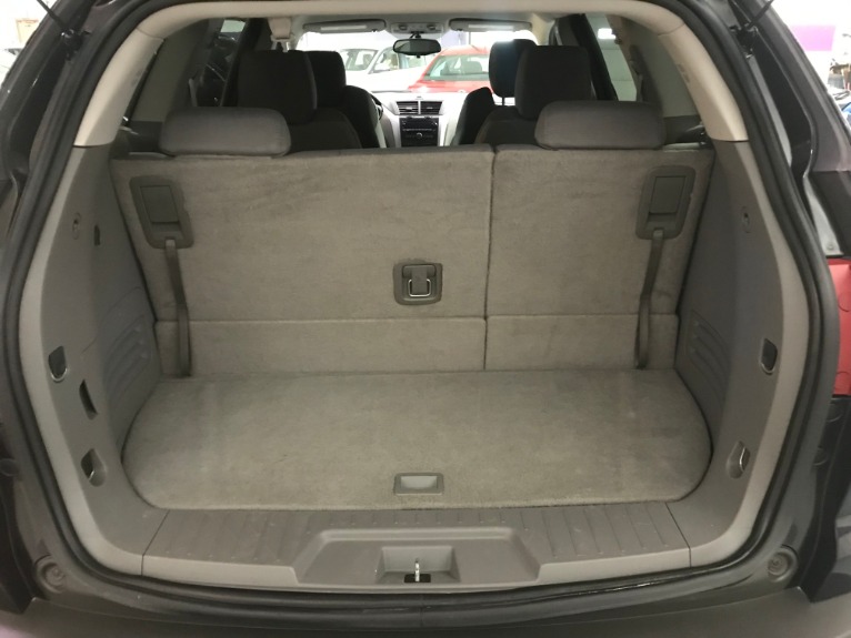 Used-2011-Chevrolet-Traverse-LT-FWD