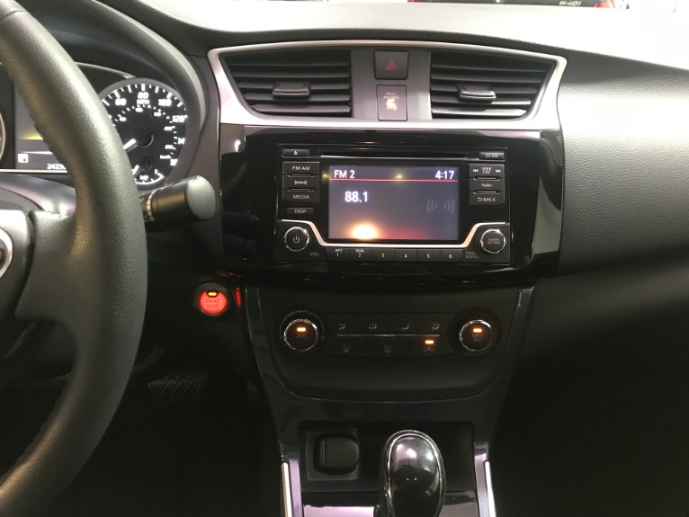 Used-2016-Nissan-Sentra-SR