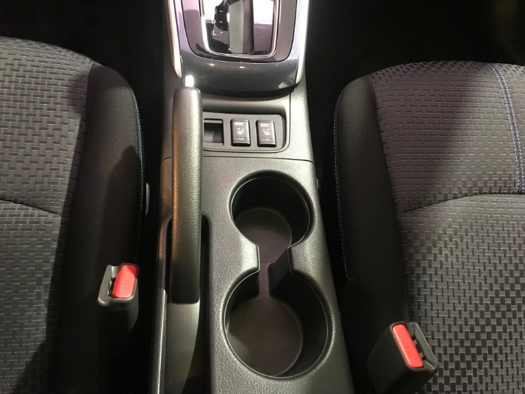 Used-2016-Nissan-Sentra-SR