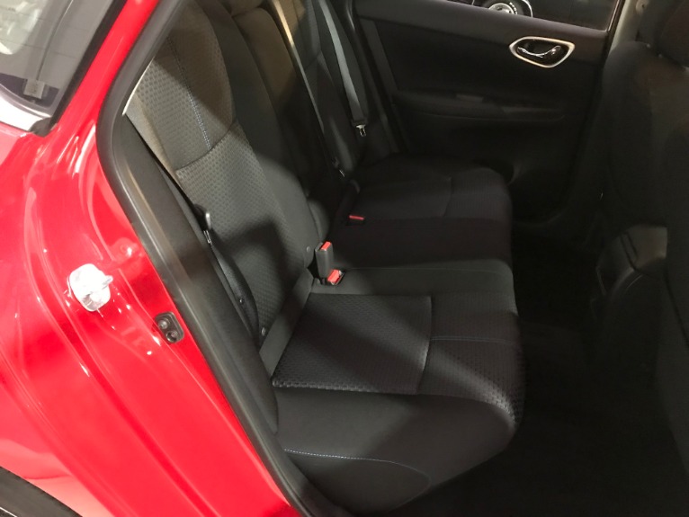 Used-2016-Nissan-Sentra-SR
