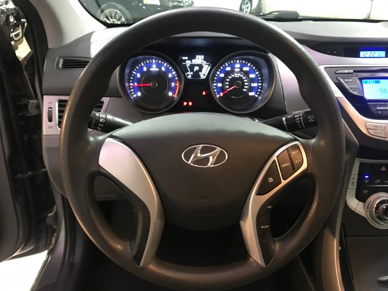 Used-2013-Hyundai-Elantra-GLS