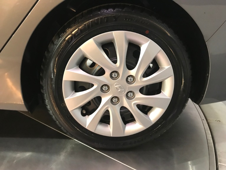 Used-2013-Hyundai-Elantra-GLS