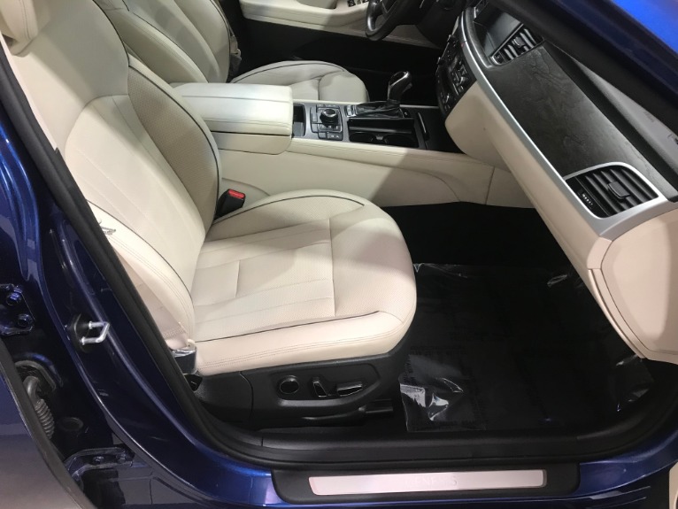 Used-2016-Hyundai-Genesis-38L-Tech-Ultimate---Signature-Package