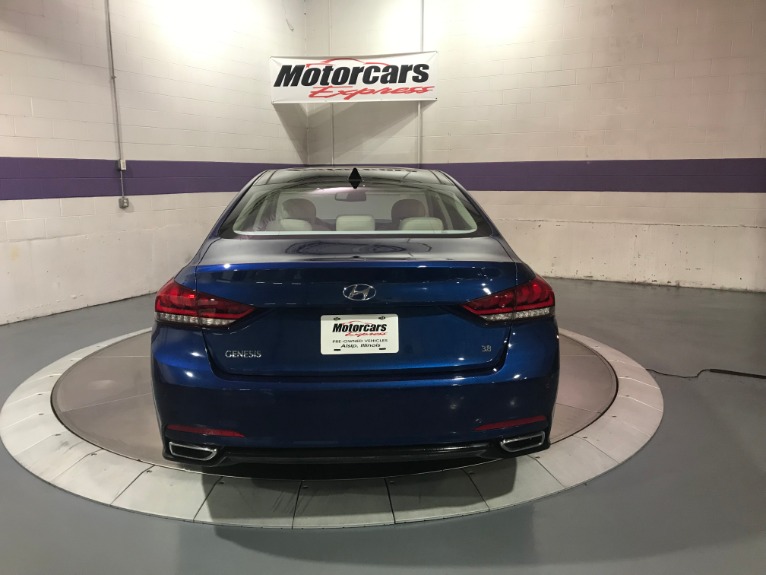 Used-2016-Hyundai-Genesis-38L-Tech-Ultimate---Signature-Package