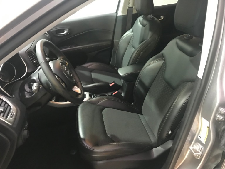 Used-2018-Jeep-Compass-Latitude