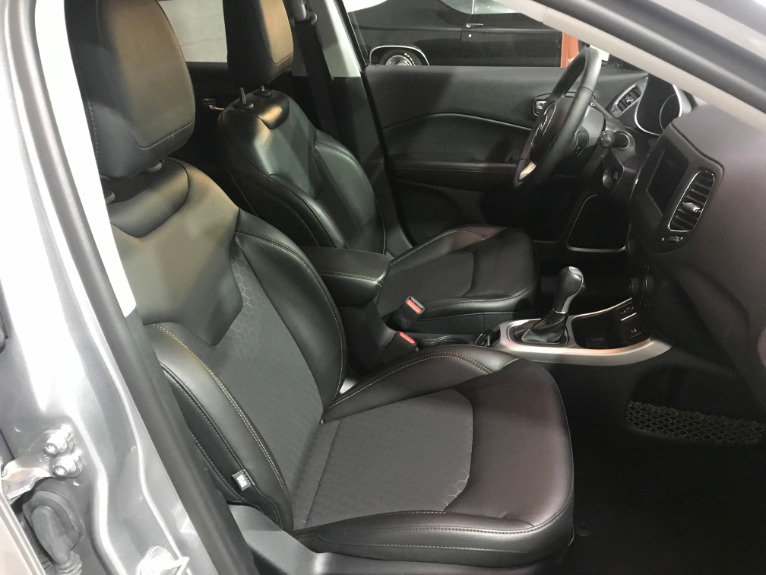 Used-2018-Jeep-Compass-Latitude