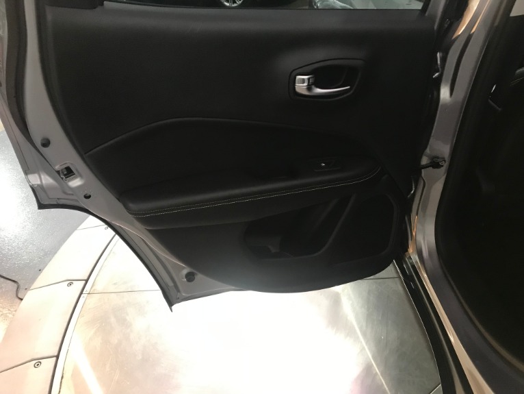 Used-2018-Jeep-Compass-Latitude