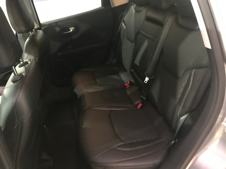 Used-2018-Jeep-Compass-Latitude