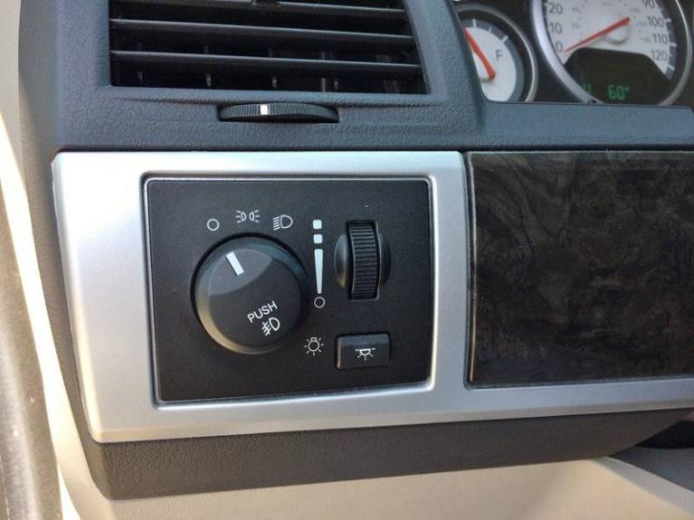 Used-2010-Dodge-Grand-Caravan-SXT-4dr-Mini-Van