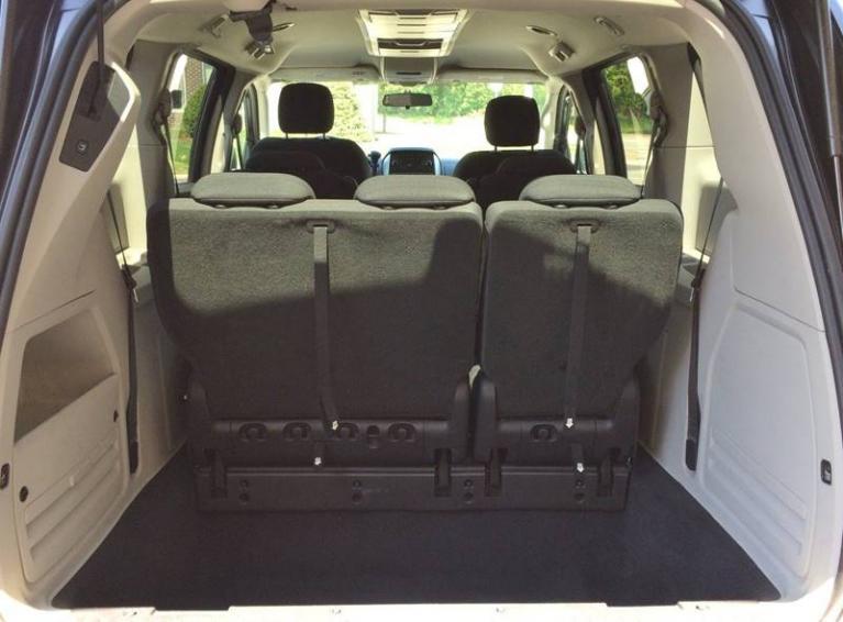 Used-2010-Dodge-Grand-Caravan-SXT-4dr-Mini-Van