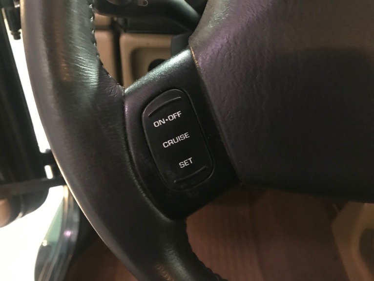 Used-2000-Jeep-Wrangler-Sahara