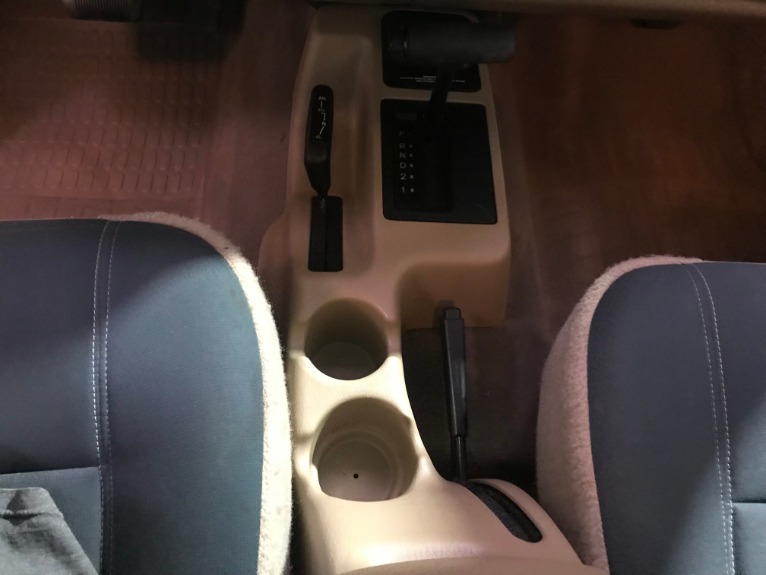 Used-2000-Jeep-Wrangler-Sahara