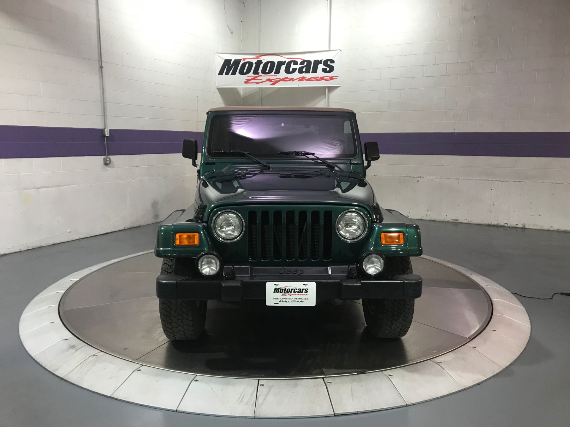Used-2000-Jeep-Wrangler-Sahara