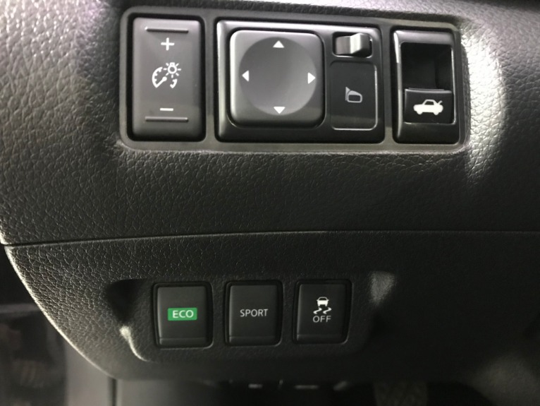Used-2017-Nissan-Sentra-SR-TURBO